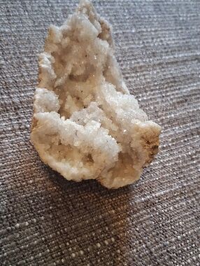 White Quartz Geode Fragment/Cluster 3 in.